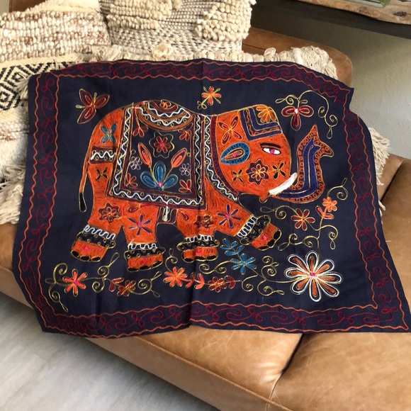 Elephant‎ Wall Hanging Tapestry - Picture 1 of 9